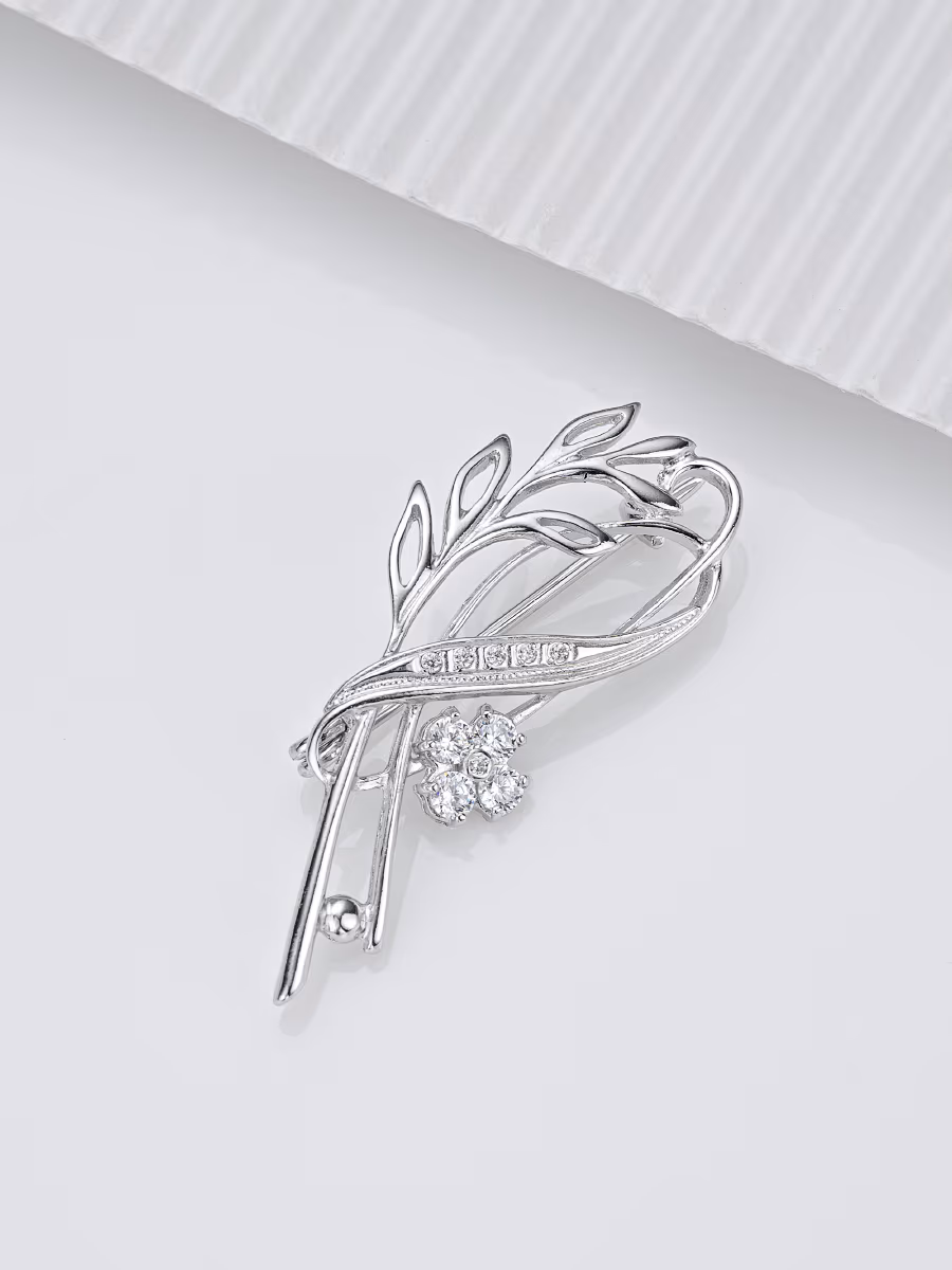 Брошь из серебра 925 пробы