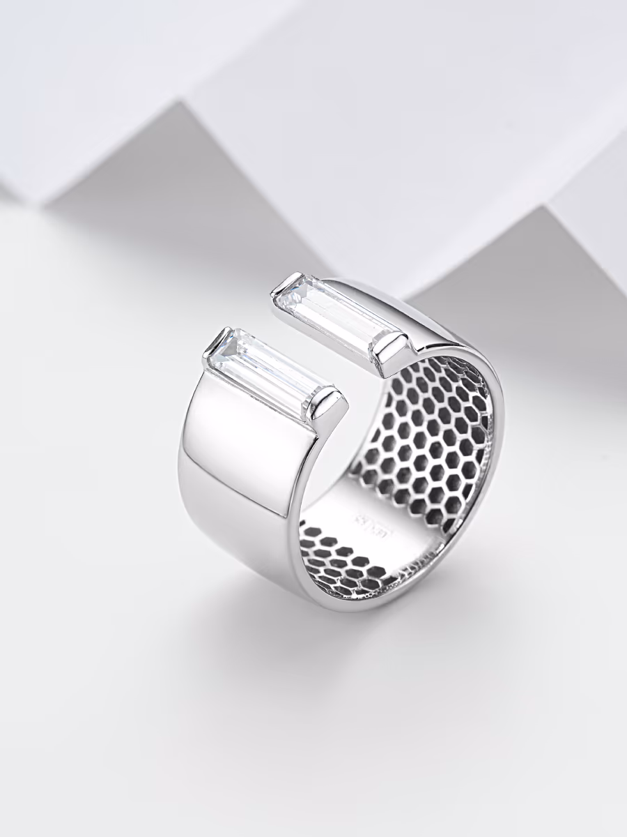 Кольцо из серебра 925 пробы
